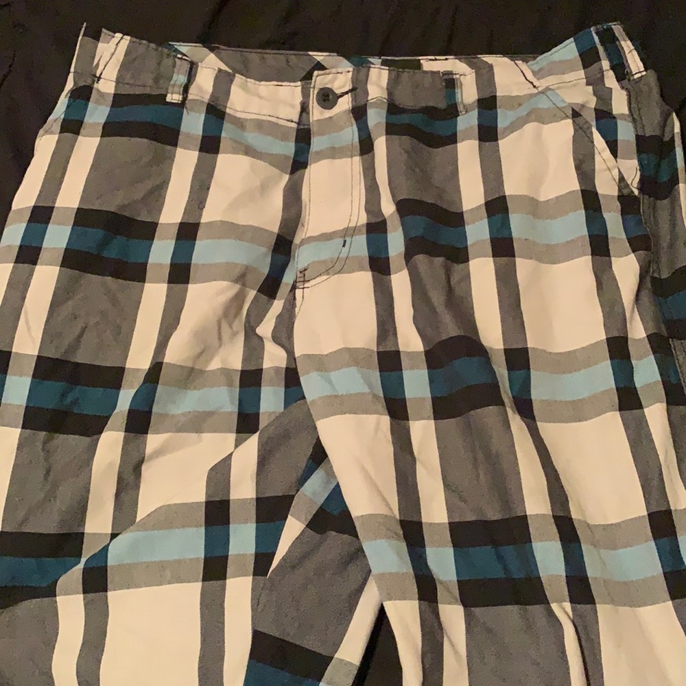 Mens size 34 plaid shorts